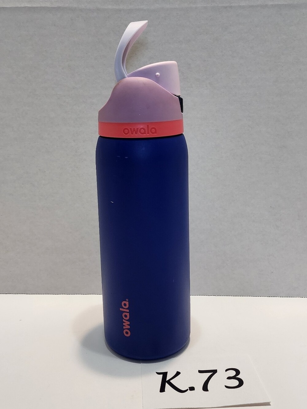 K.073- Owala Free Sip Electric Love, 32 oz, Blue Pink Lavendar, Used